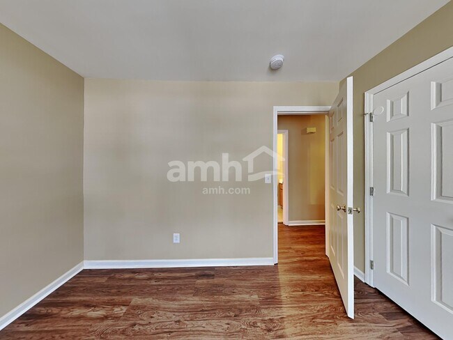 Building Photo - 12617 Waterlow Park Ln