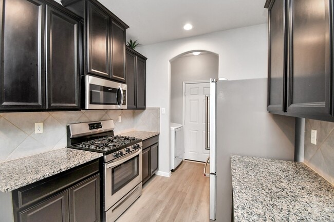 Building Photo - 13426 Merryville Harrogate Ln