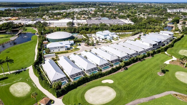 Building Photo - ** SEAHORSE AT CAMBRIA ** 3 BED + DEN - 3....