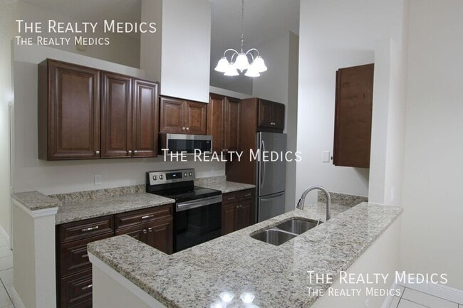 Building Photo - 7761 Country Pl