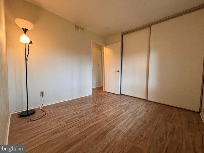 Building Photo - 1821 The Woods II