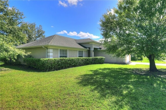 Building Photo - 113 Drake Way