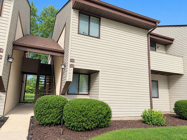 Building Photo - 22A E Daisy Ln