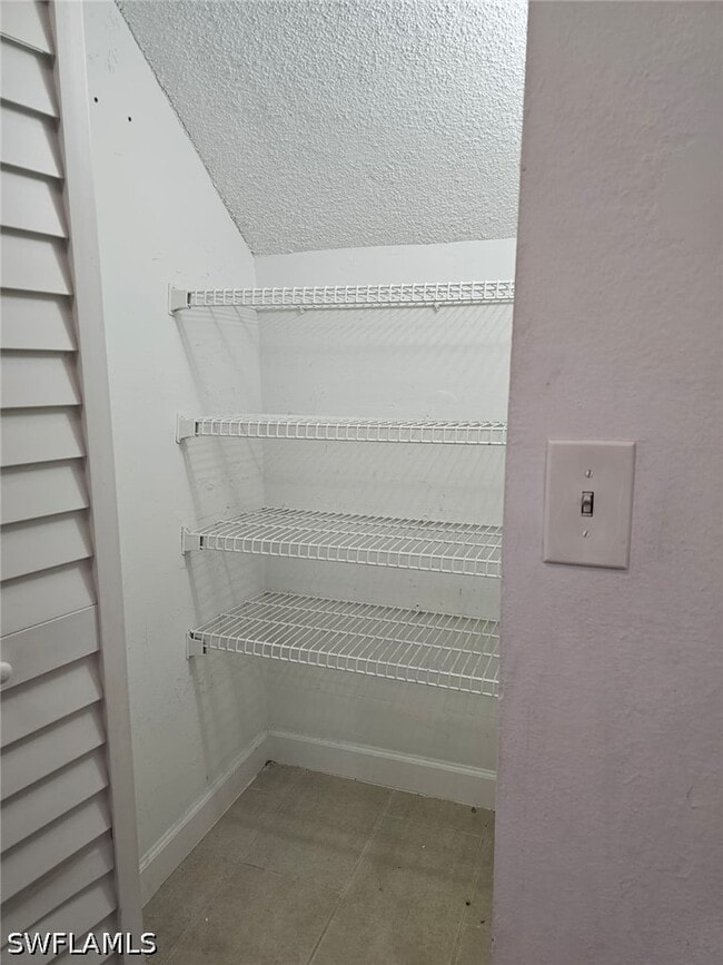 Building Photo - 108 Santa Clara Dr