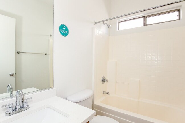 Building Photo - 17221 W Acapulco Ln