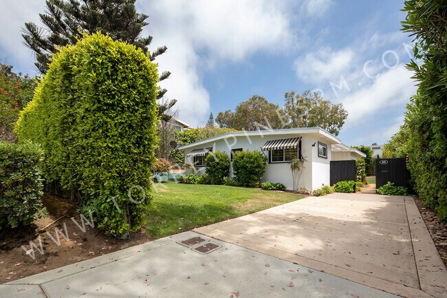 Building Photo - Gorgeous 3 br Home in Del Mar with W/D In ...