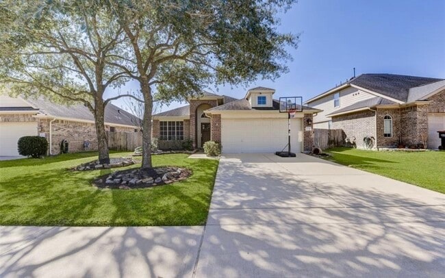 Building Photo - 16707 Promenade Park