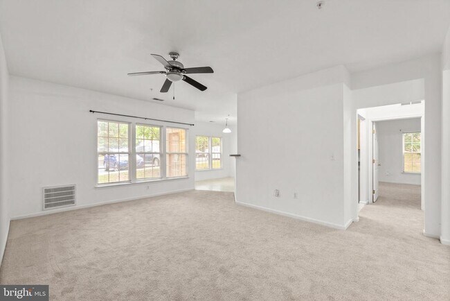 Building Photo - 9712 Ashlyn Cir