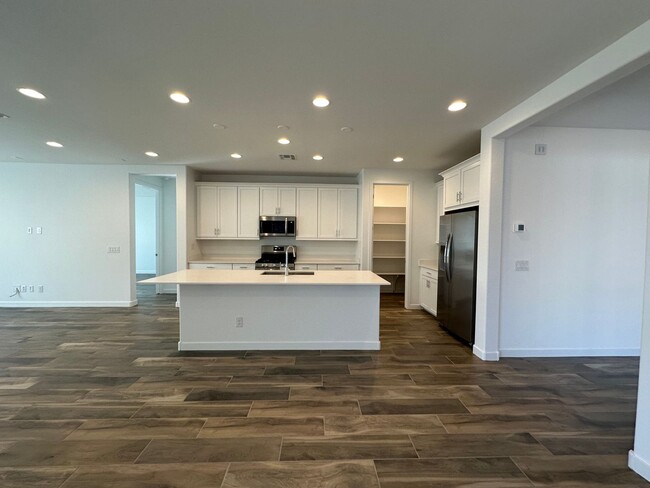 Building Photo - BRAND NEW HOME WARNER MEADOW GILBERT