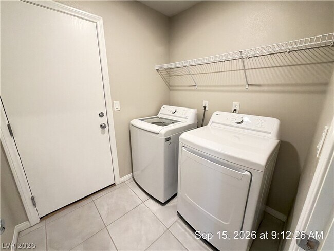 Building Photo - 3575 Credere Ln