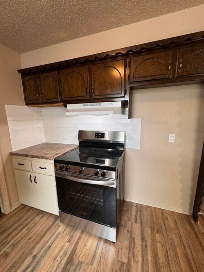 Building Photo - All brand new inside! A true 4 bedroom in Moore Schools, no carpet, All luxury vinyl plank!