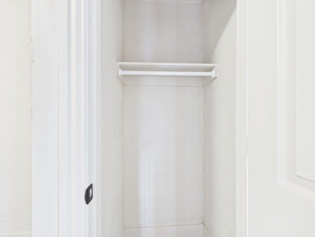 Building Photo - 1111 SW 13th Ave