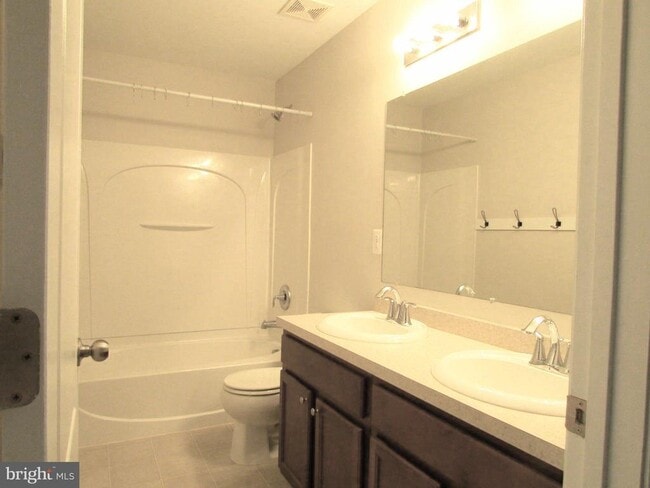 Building Photo - 20776 Brunswick Ln