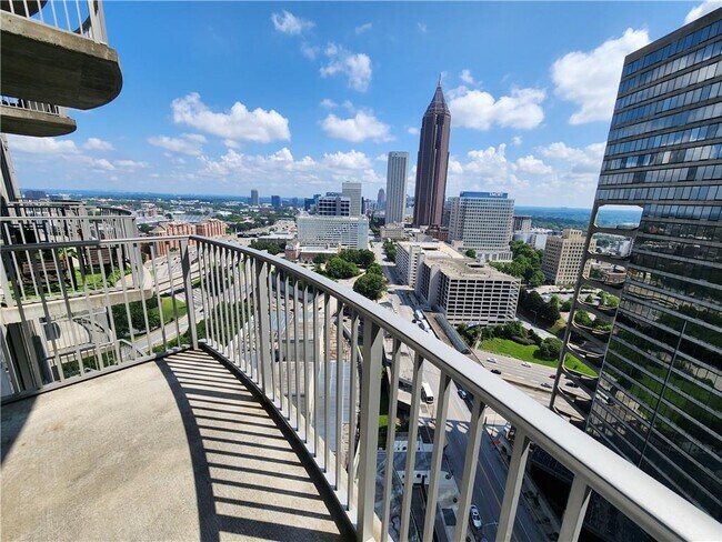 Building Photo - 400 W Peachtree St NW