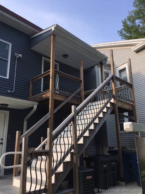 Building Photo - 93 Winchester Ave