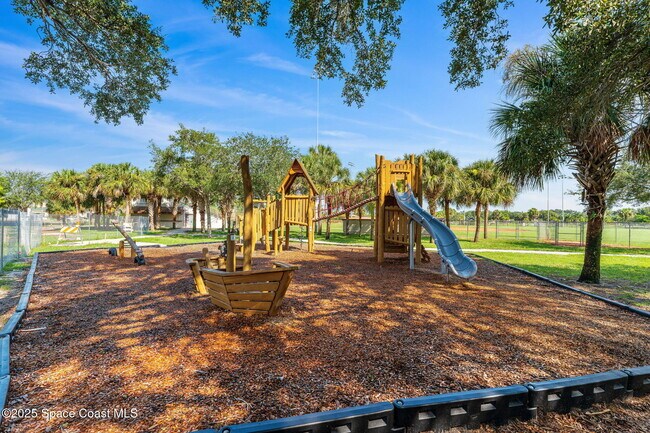 Building Photo - 1125 Jimmy Buffett Mem Hwy