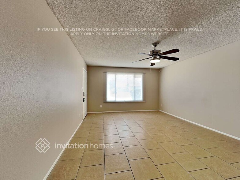 Building Photo - 4438 W Mercer Ln