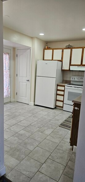 Building Photo - 1063 Willow Brook Dr