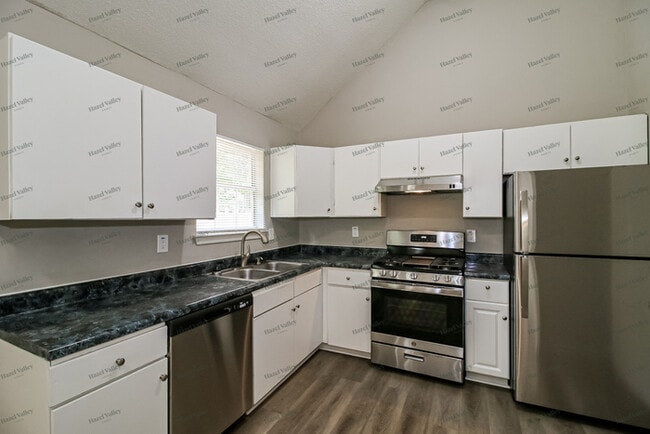 Building Photo - 4381 Ward Bluff Ct