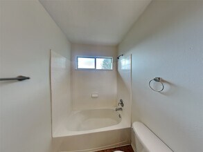 Building Photo - 24518 Cypresspark Glen Ln