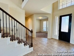 Building Photo - 1005 Sophie Marie