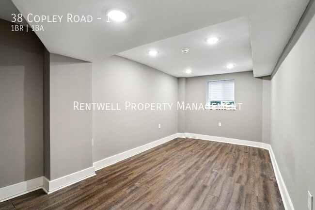 Building Photo - 38 Copley Rd
