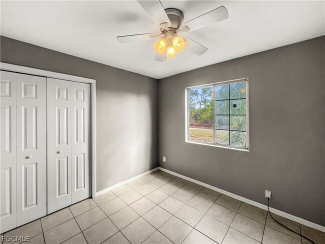 Building Photo - 849 Theodore Vail St E