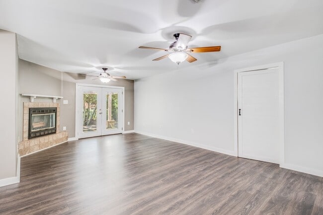 Building Photo - 473 Jim Money Rd