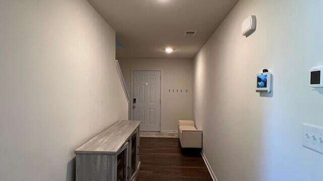 Building Photo - 3305 Serenity Dr NE