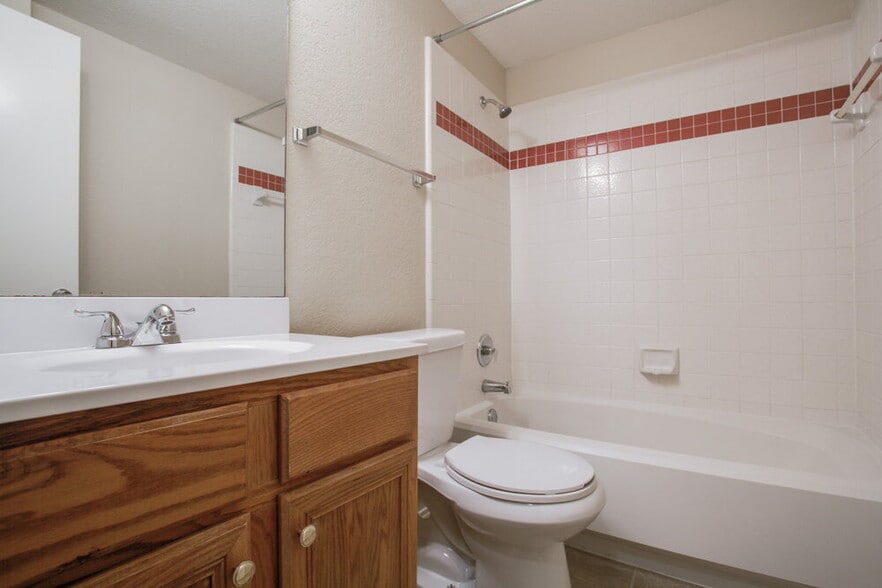 Building Photo - 1009 Neptune Ct