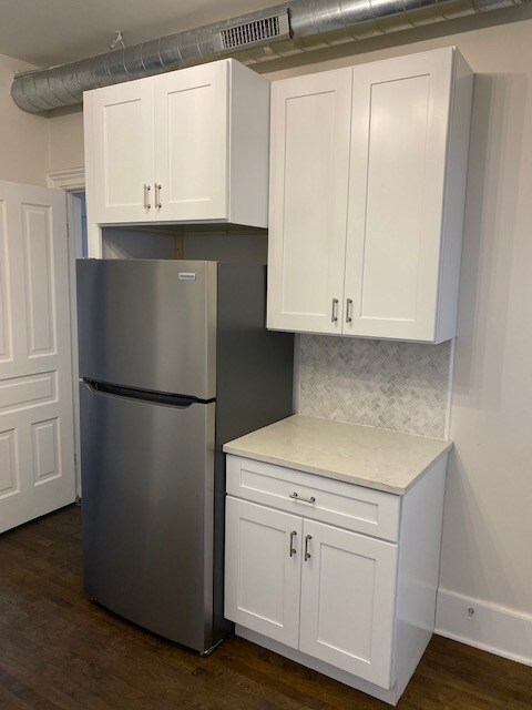 kitchen - 1333 N Ashland Ave