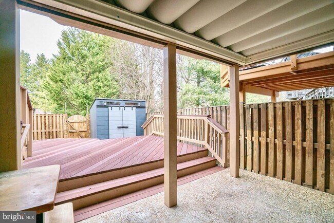 Building Photo - 7372 Ardglass Dr