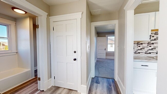 Building Photo - 7408 Dudley Ave