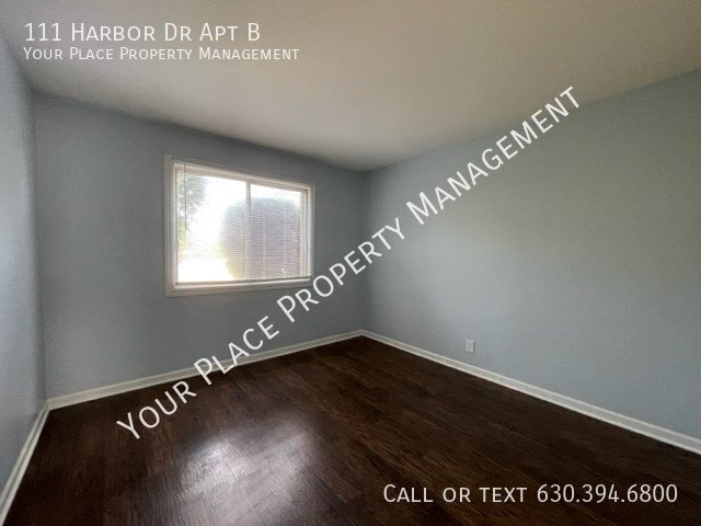 Building Photo - 111 Harbor Dr