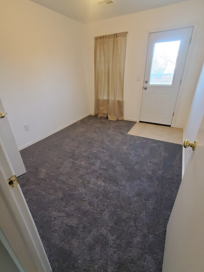 Building Photo - 2513 Durham Place Ct