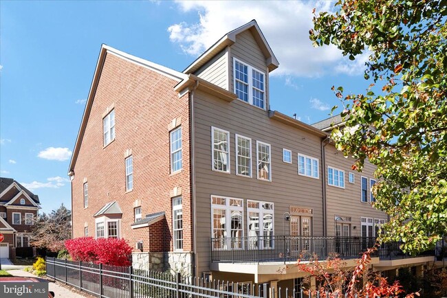 Primary Photo - 18334 Buccaneer Terrace