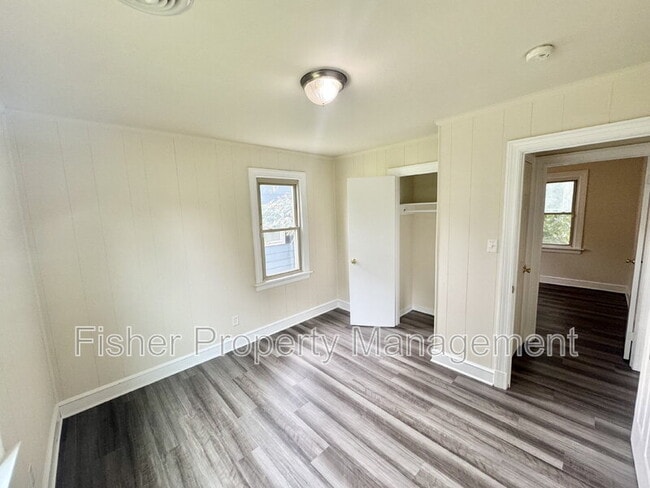 Building Photo - 1108 Goddin St