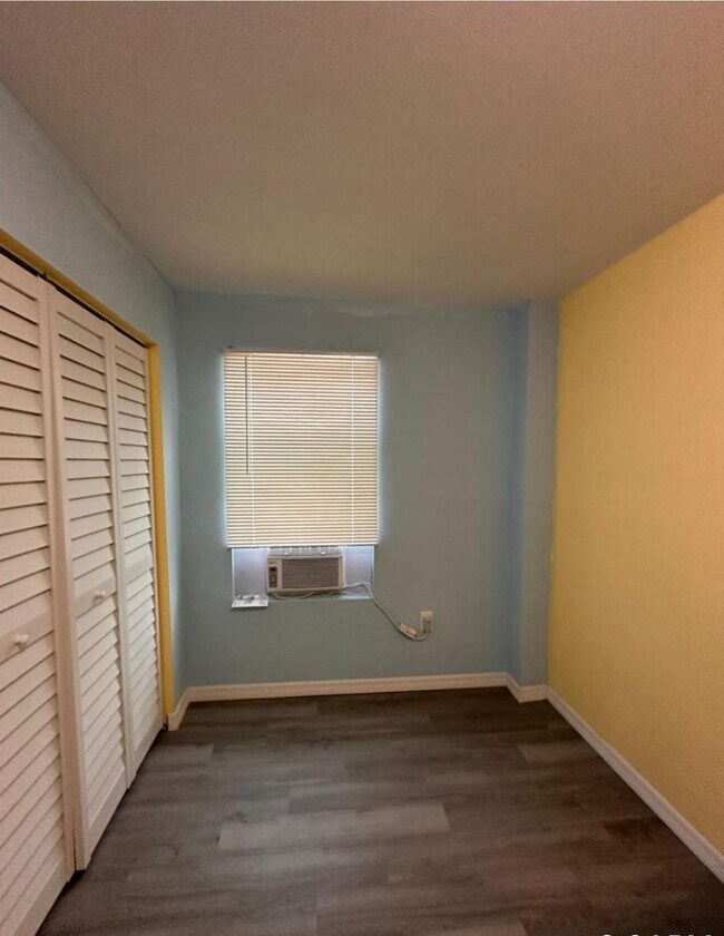 Building Photo - 128 Eucalyptus Ct