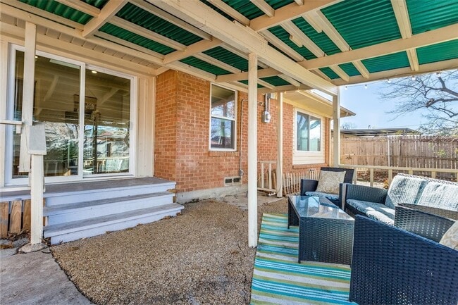 Building Photo - 3129 Old Orchard Rd