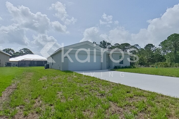 Building Photo - 7846 96th Ave