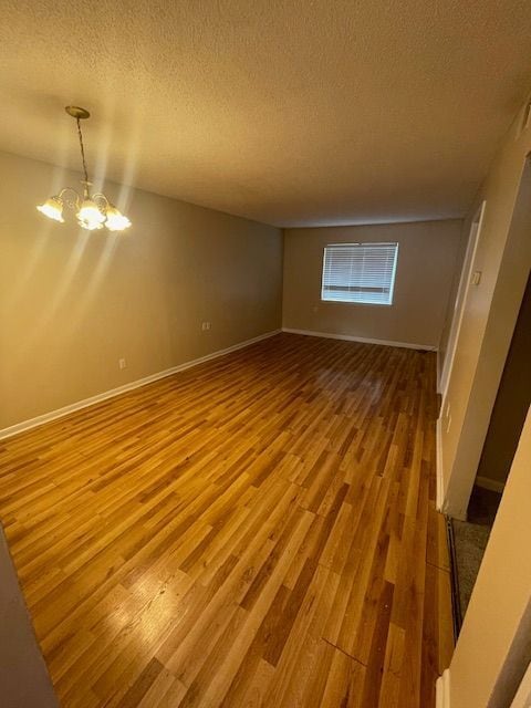 Building Photo - Charming 2-bedroom, 2-bath home