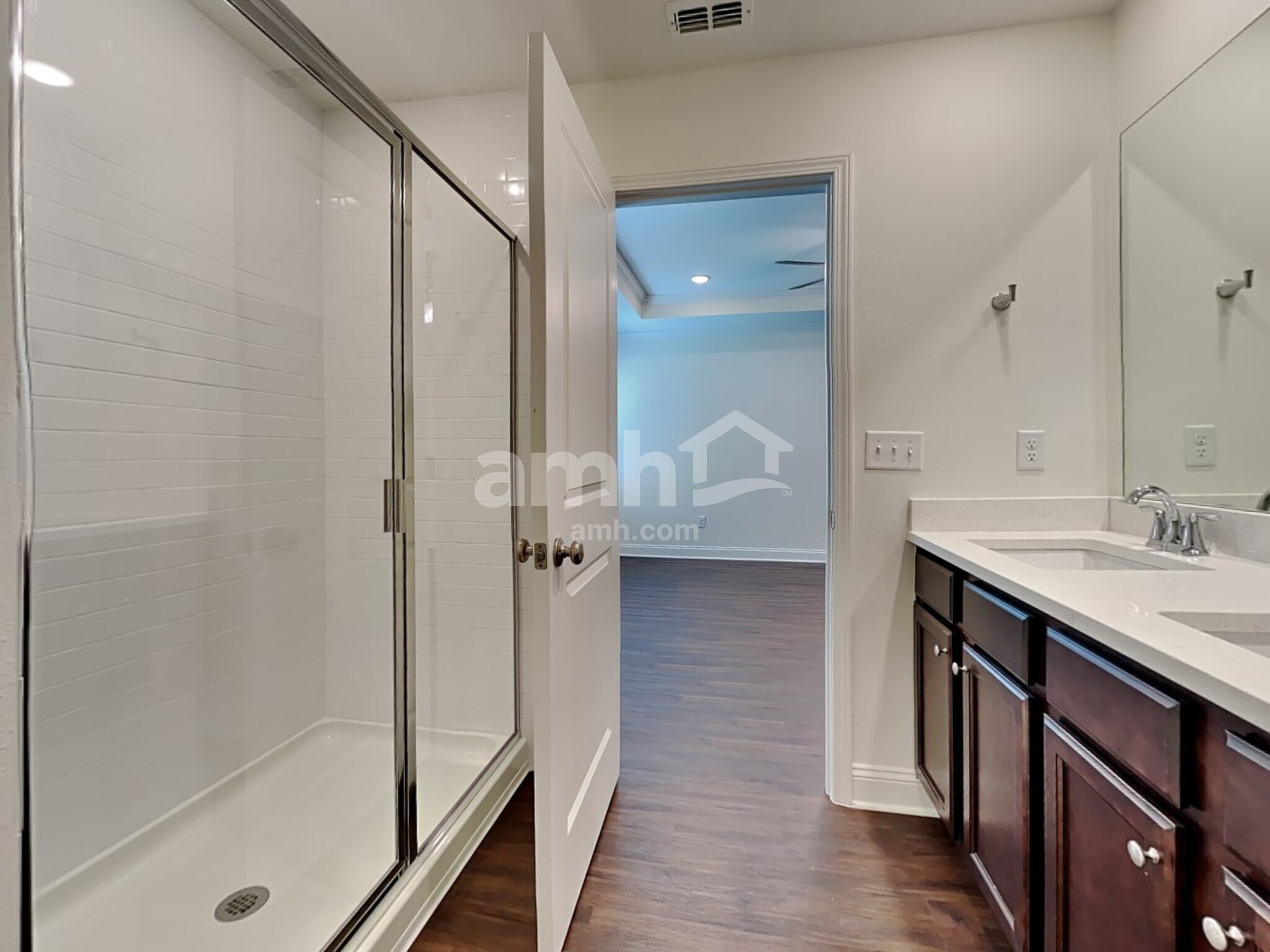 Building Photo - 531 Onate Cir