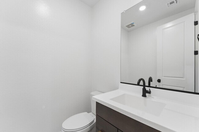 Building Photo - Luxury Waterston North Home with Private Generation Suite and Resort-Style Living