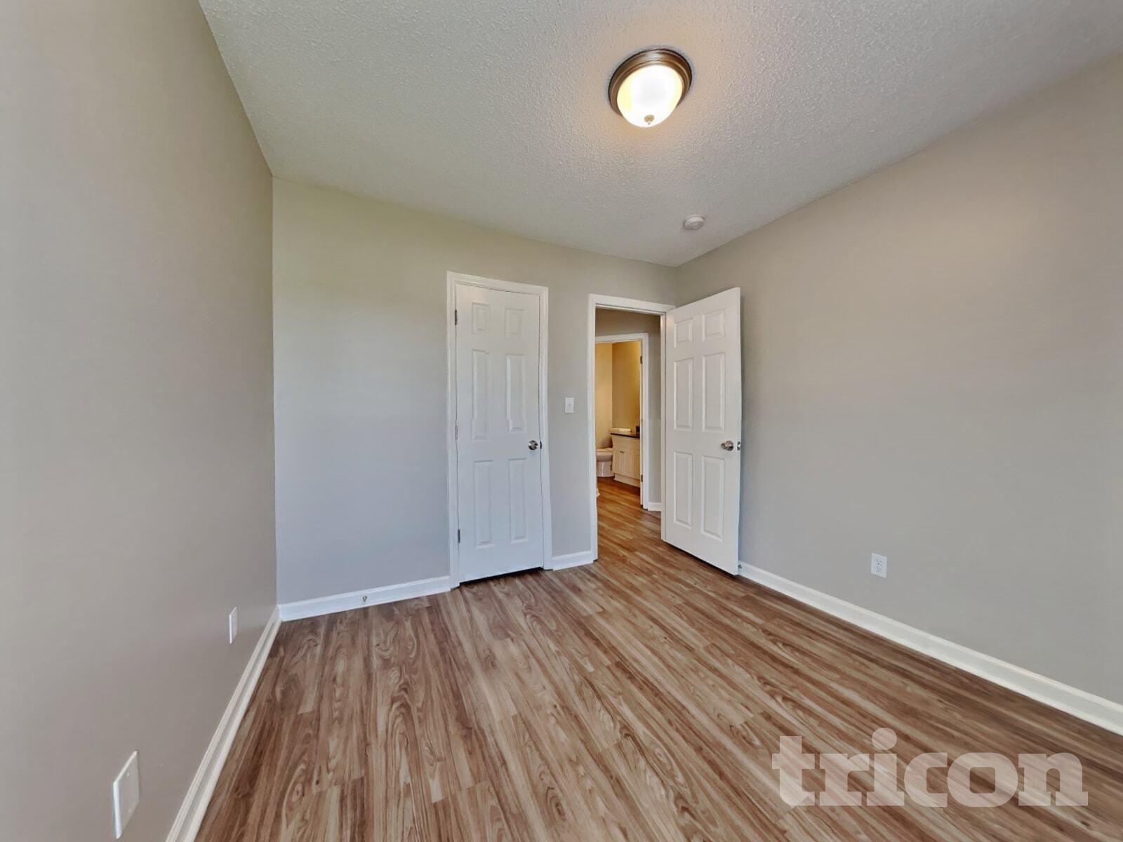 Building Photo - 5169 Parkerwood Dr