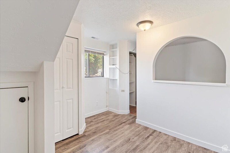 Building Photo - 475 W 2400 S