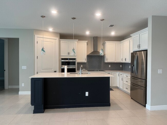 Building Photo - Lakeview Living with Bonus Flex Space & Resort-Style Amenities