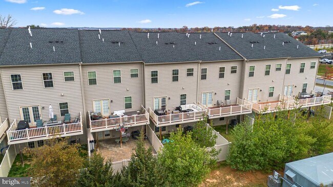 Building Photo - 14407 Sandy Ridge Ln