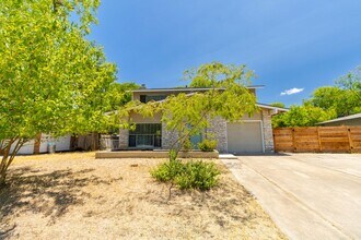 Building Photo - Beautiful 3 bedroom Home in West Congress!