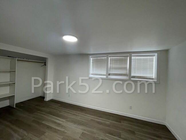 Building Photo - North Tacoma 4 Bed 2 Bath Single Family Home