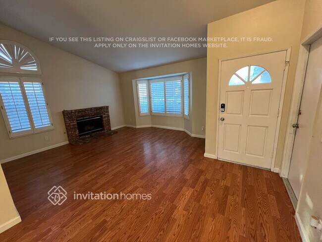 Building Photo - 3019 Chablis Ave